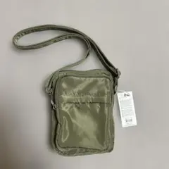 3COINS ナイロン撥水ミニショルダーバッグ（カーキ）