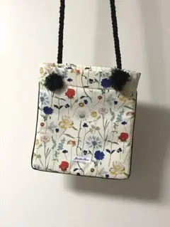 jewelna rose LIEERTY リバティプリント　サコッシュのサムネイル