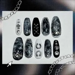 ネイルチップ ロングオーバル ハンドメイド モード系 パンク ゴシック