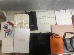 Item thumbnail for item 62a2770f-0008-43ea-ab2a-ff97a825e5f9