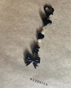 ビーズキーホルダー ブラック ハート リボン ストラップ ゴールド 韓国 y2k