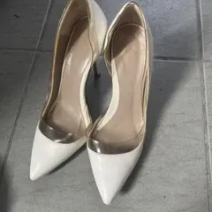 ZARA BASIC COLLECTION ホワイトハイヒール