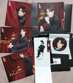 StrayKids　クリスマスポップアップ　ランダムトレカ　アクスタ　缶バッチ