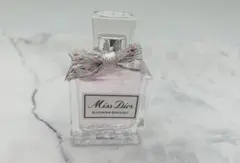Miss Dior ミスディオール　ブルーミングブーケ オードトワレ　ミニチュア