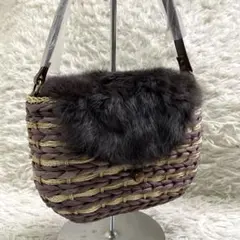 新品　自然素材×ファーアクセント かご風　編み込みハンドバッグ　毛皮　春夏秋