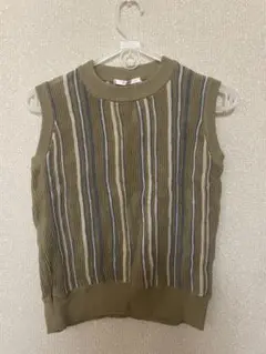 ストライプ ノースリーブニット