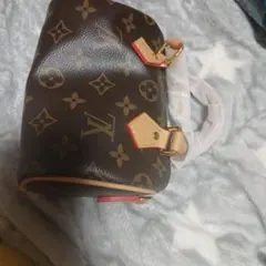 新品モノグラムショルダーバッグ