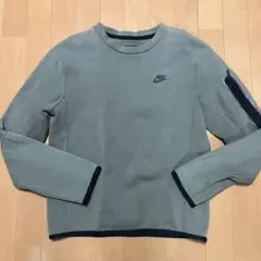 Nike テックフリース　カーキ　トレーナー Sサイズ