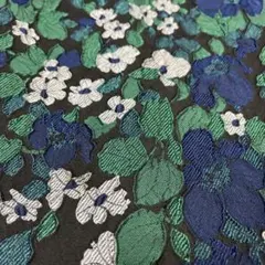 Martinique （メルローズ）美品　 ジャガード花柄Aラインミニスカート