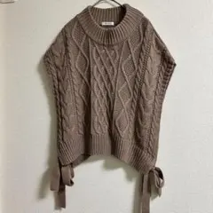 INGNI 【M】ケーブル編み ボトルネック ニットベスト