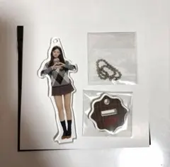 TWICE THIS IS FORツウィ ランダム ミニアクスタチャーム