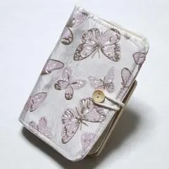 Item thumbnail for item 517ce9b1-7406-4418-9384-4acfcd86508a