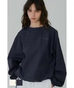 NEW YORK ロゴ ナイロン プルオーバー シャカシャカ素材　coca Mのサムネイル