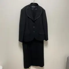 ソワールペルル　ゆとり仕上げのアンサンブル　ブラックフォーマル　喪服　23号