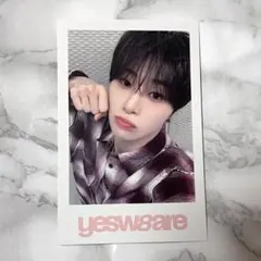 idntt ジウン ヨントン トレカ アイデンティティ