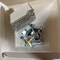 サンリオキャラクターズ　きらきら輝くペンダント