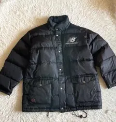 new balance デザイン ダウンジャケット