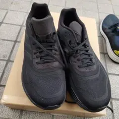adidas スニーカー ブラック 26.0cmのサムネイル