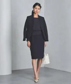 1回着用　クリーニング済　ユナイテッドアローズ　スーツ　ジャケット　スカート