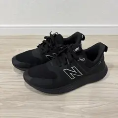 New Balance ニューバランス UA900WB1