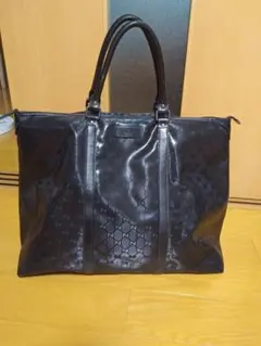 ⑥GUCCI トラベルバックのサムネイル