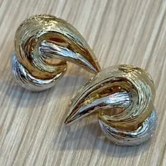 Item thumbnail for item b4d6531e-0e00-4400-bfa8-26c7627d150c