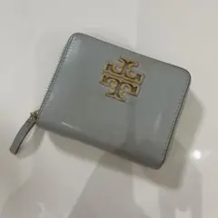 トリーバーチ二つ折り財布