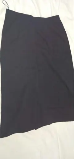 UNIQLO　ストレッチナロースカート　黒