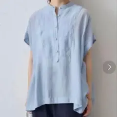 極美品✨BEARDSLEY ビアズリー パール釦フレンチブラウスのサムネイル