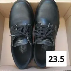 Item thumbnail for item 4923f847-c468-4d14-8f45-21fb3bca1677