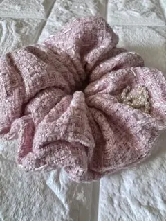 ロゴ入りヘアシュシュ　ヘアゴム　ピンク　可愛い