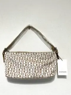 AIGNER アイグナー　ワンショルダーバッグ　モノグラムジャガード　新品未使用のサムネイル
