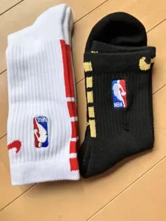 新品NBA ソックス 白/黒 2足セット