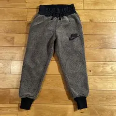 Nike グレー ジョガーパンツ