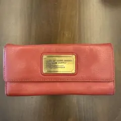 Marc by Marc Jacobs レッド長財布