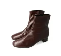 レディース　ショートブーツ　スクエアトゥ　ブラウン　23.5㎝