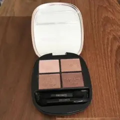 コスメデコルテ　スキンシャドウ　デザイニング　パレット　04 Bllerina