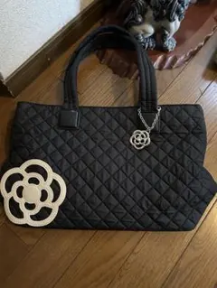 【完売品】 CLATHAS クレイサス　トートバッグ フラワーチャーム付き