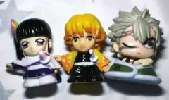 鬼滅の刃 おねむたん、不死川実弥 フィギュア ソフビ2体、栗花落カナヲ、我妻善逸