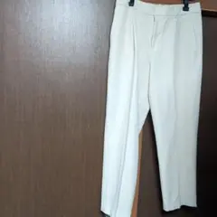 UNIQLOスラックス