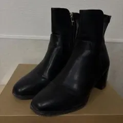 オリエンタルトラフィック　ブラック　ショートブーツ 中ヒール　ファスナー
