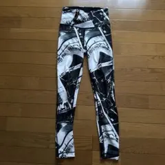 Reebok モノクロタイツ ハイウエスト