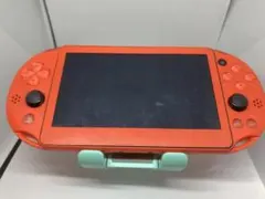 psvita本体（PCH-2000）、メモリ16GB／8GB、ソフト5本セット