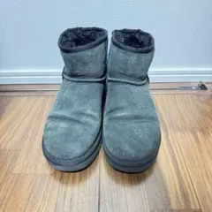 UGG ムートンブーツ　ショート　ブラック