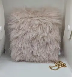 ラメフェイクファースマホショルダーバッグ