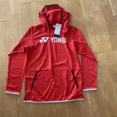 ２月まで値下げ致します！YONEX フード付きレッド長袖ウェア