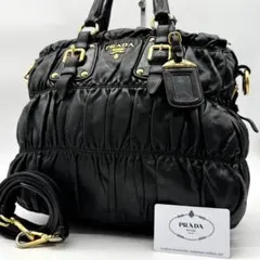 ✨美品✨プラダ ハンドバッグ 2way メタルロゴ ギャザー オールレザー 黒