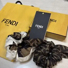 新品✨ FENDI フェンディ ラッピー ズッカ リボンスカーフ シルク 箱
