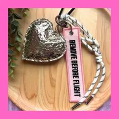 キーホルダー　じゃらじゃら　バッグチャーム　パラコード　シンプル　ハート
