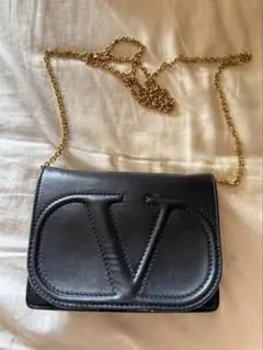 VALENTINO Vロゴ チェーンショルダーバッグ ブラックレザーのサムネイル